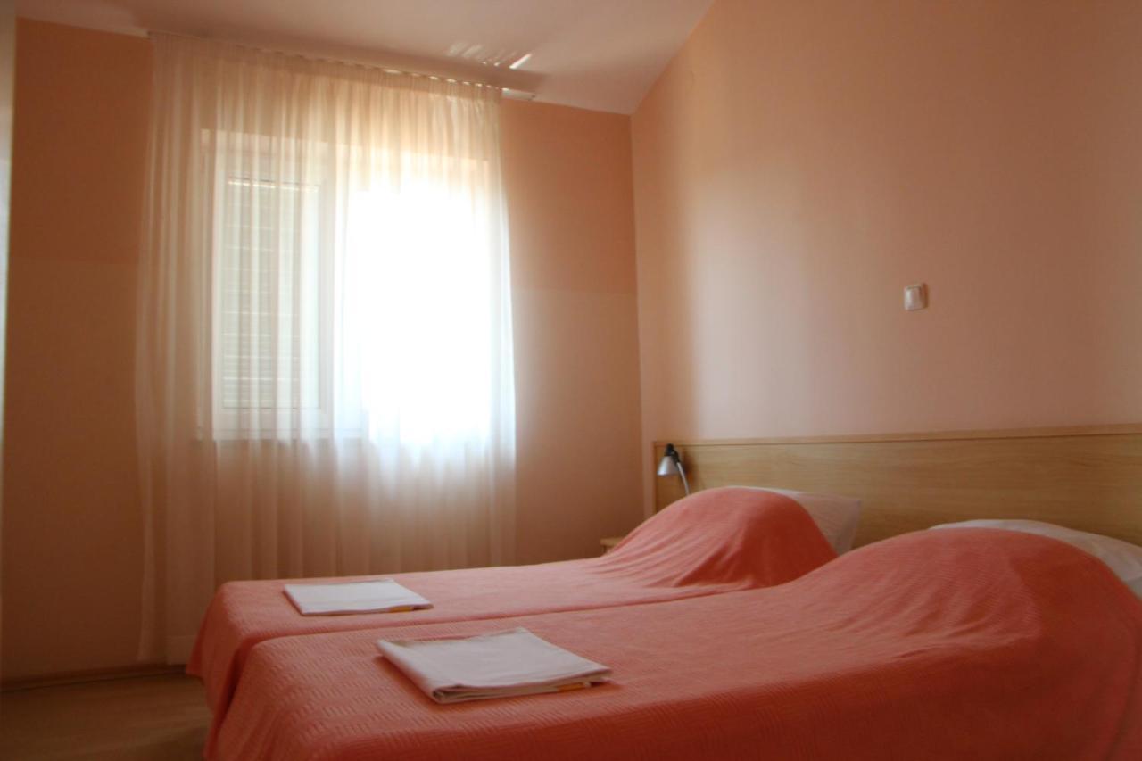 Apartments Miriam Premantura Luaran gambar